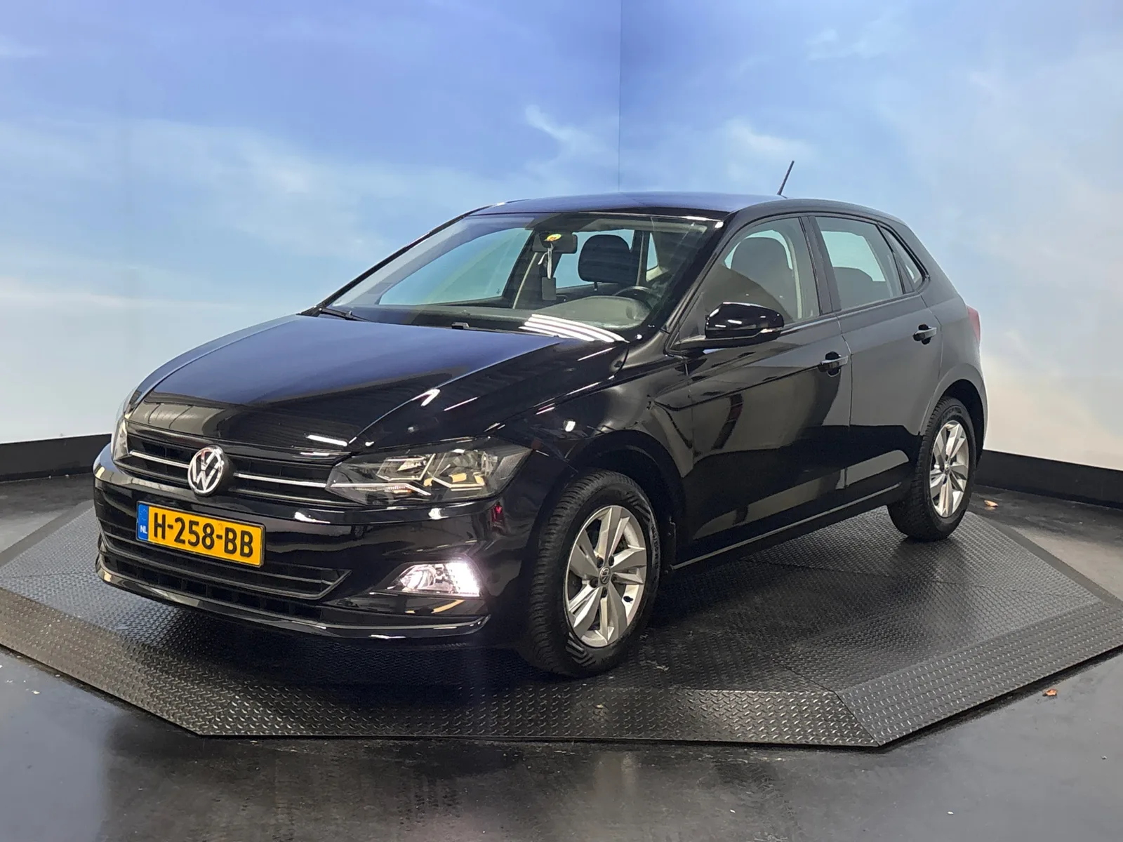 Volkswagen Polo (2020) — foto 1