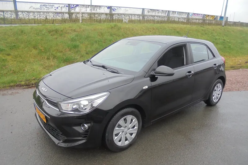 Kia Rio (2022)