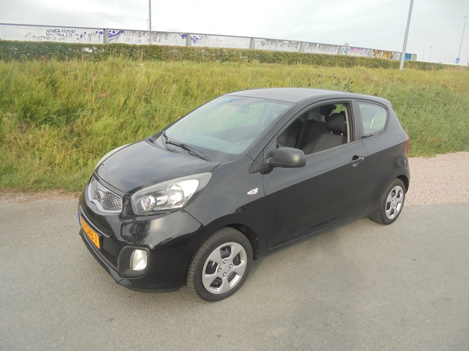 Kia Picanto (2012) — foto 1
