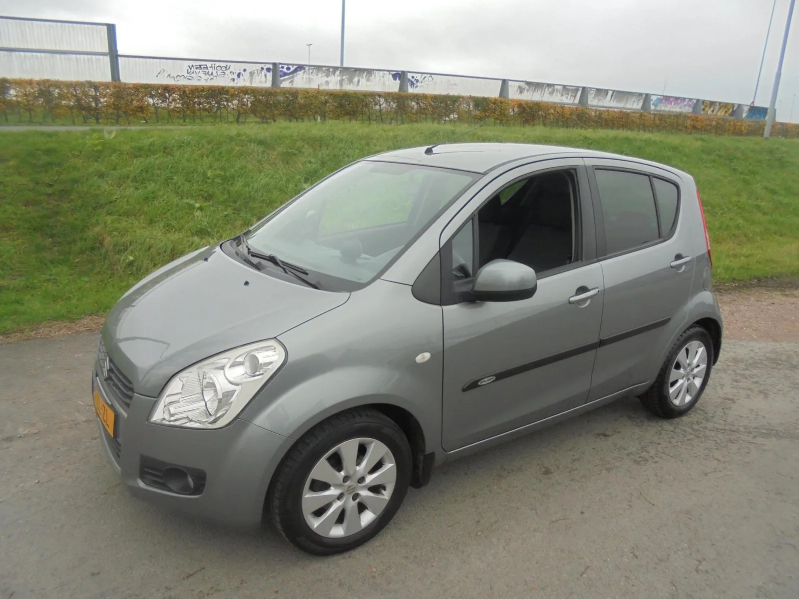 Suzuki Splash (2008) — foto 1
