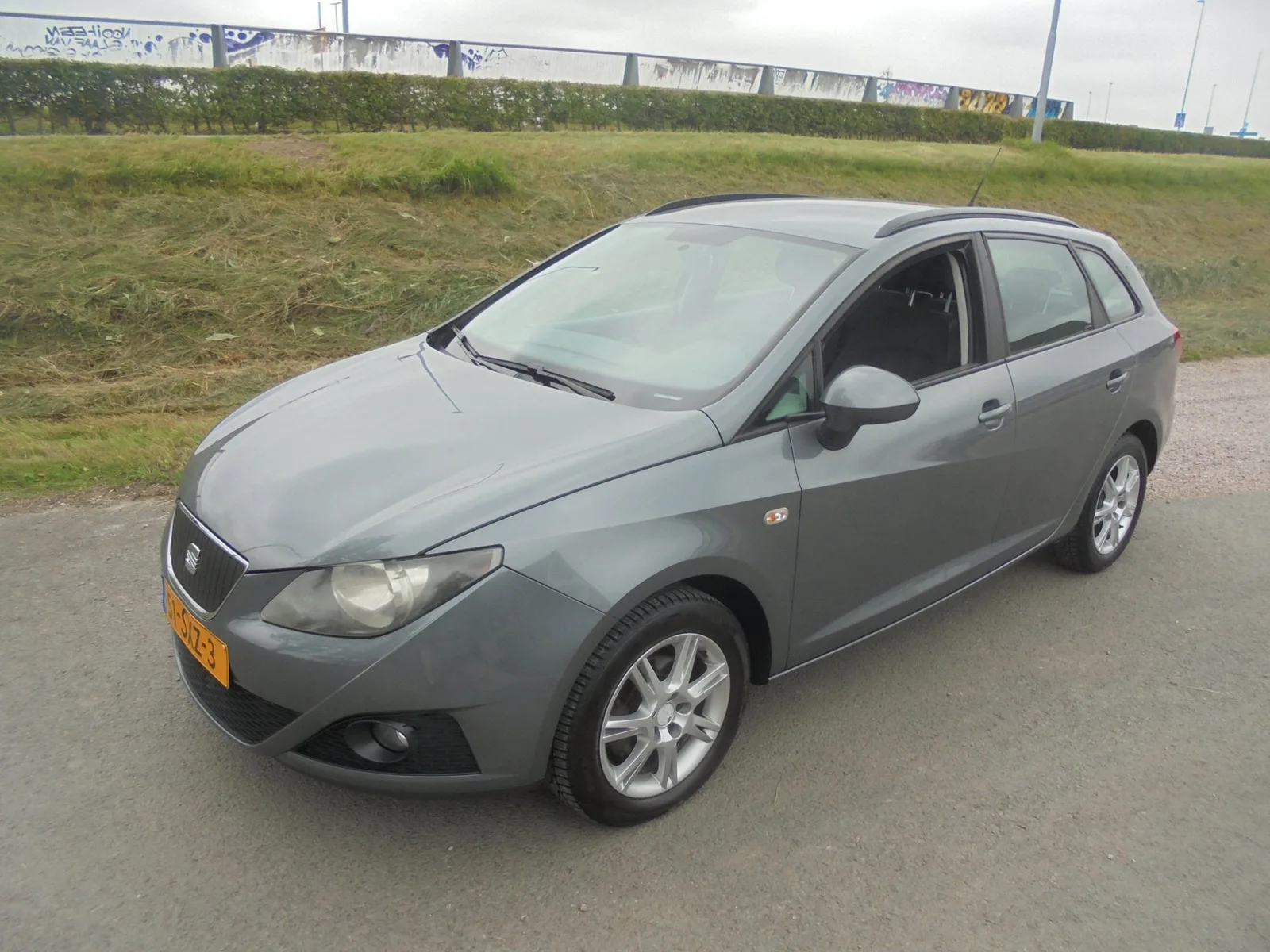SEAT Ibiza (2012) — foto 1