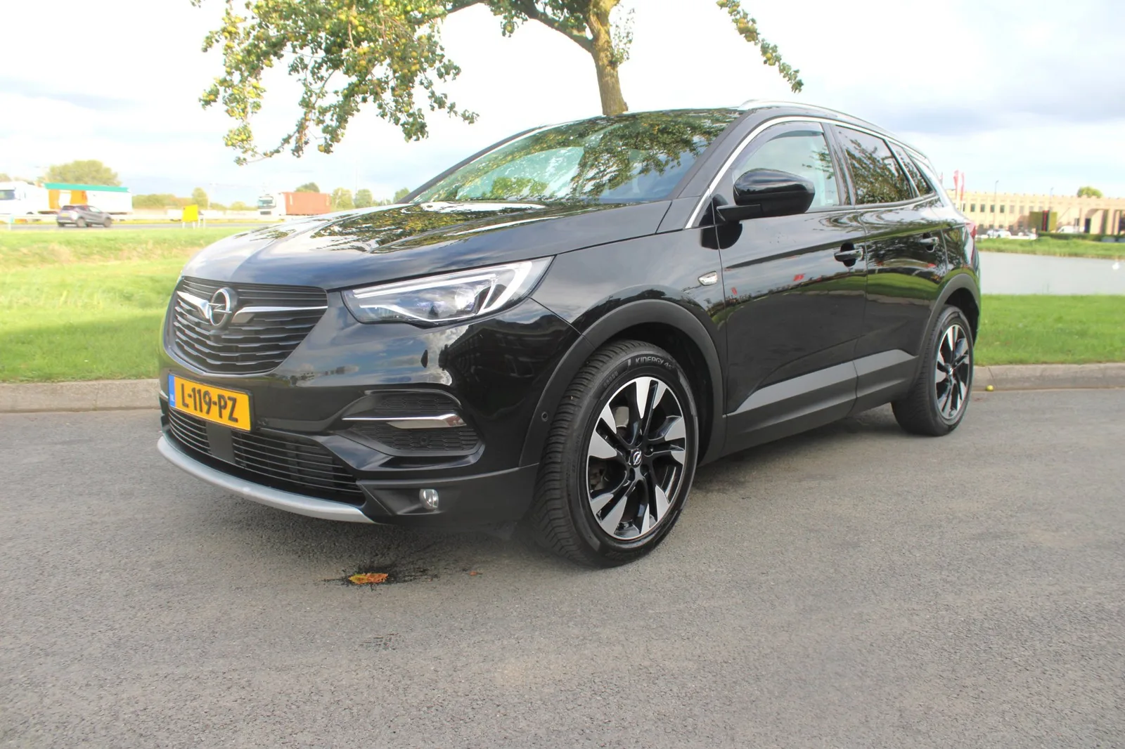 Opel Grandland (2018) — foto 1