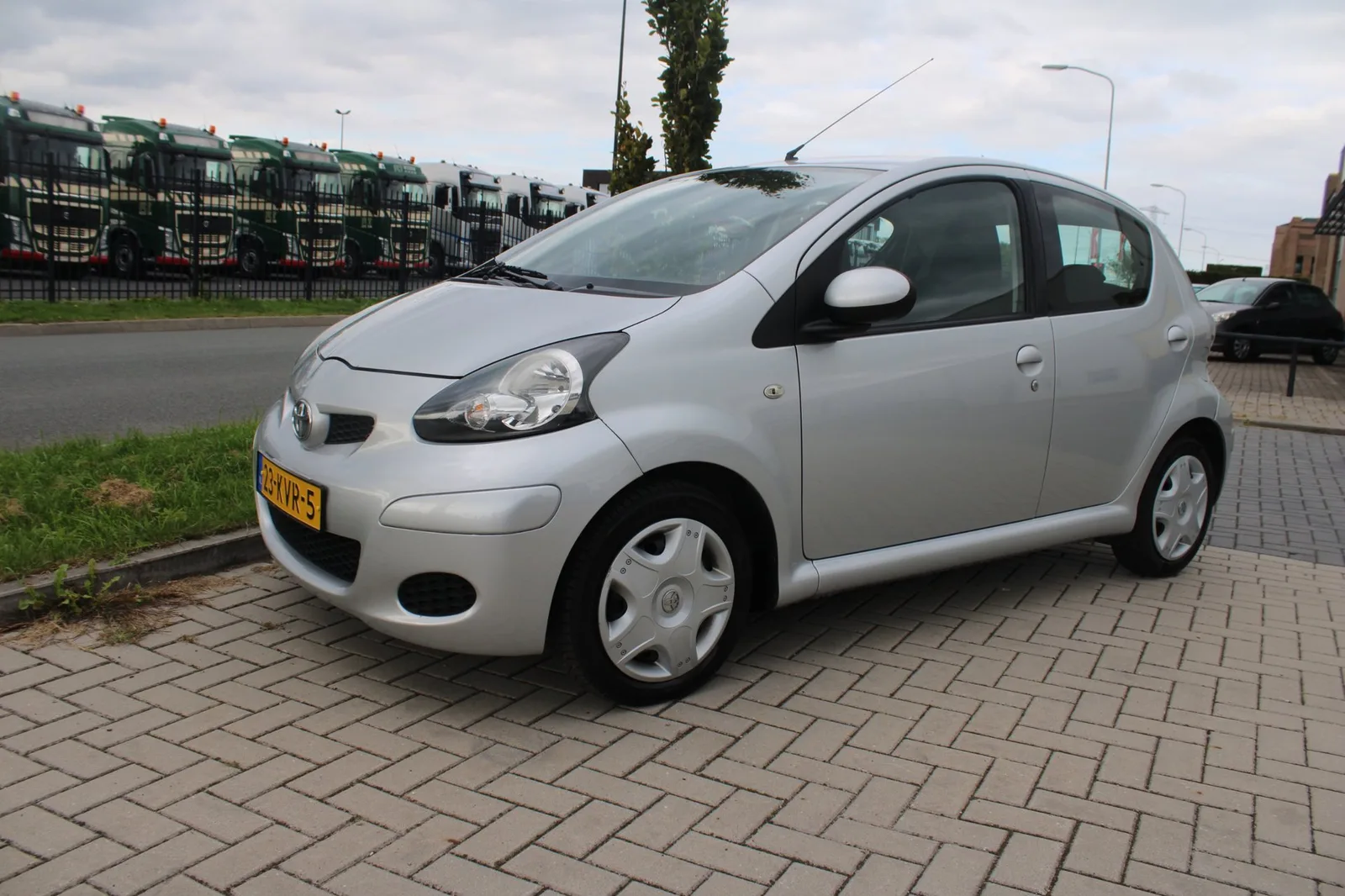 Toyota Aygo (2010) — foto 1