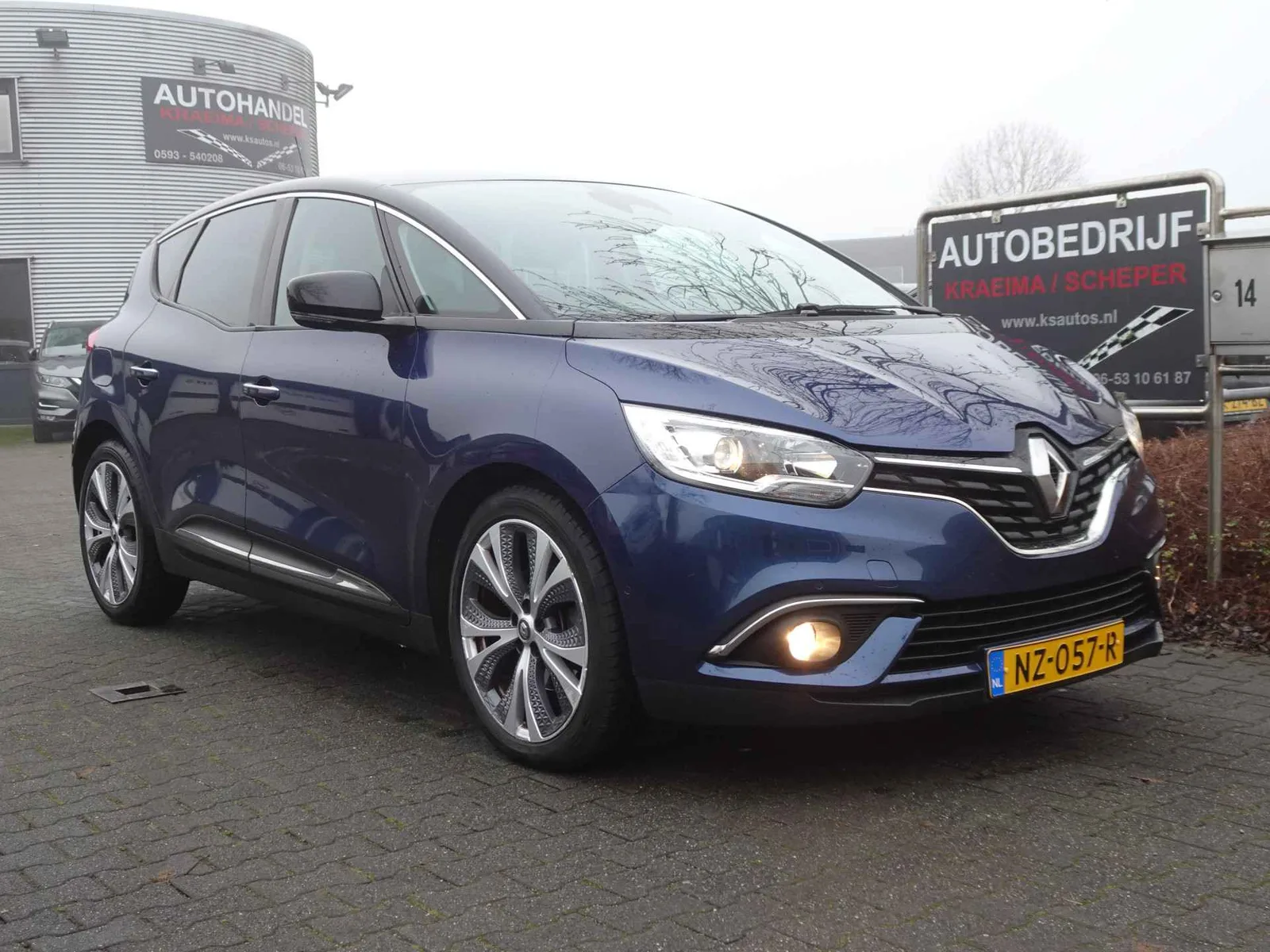 Renault Scénic (2017) — foto 1