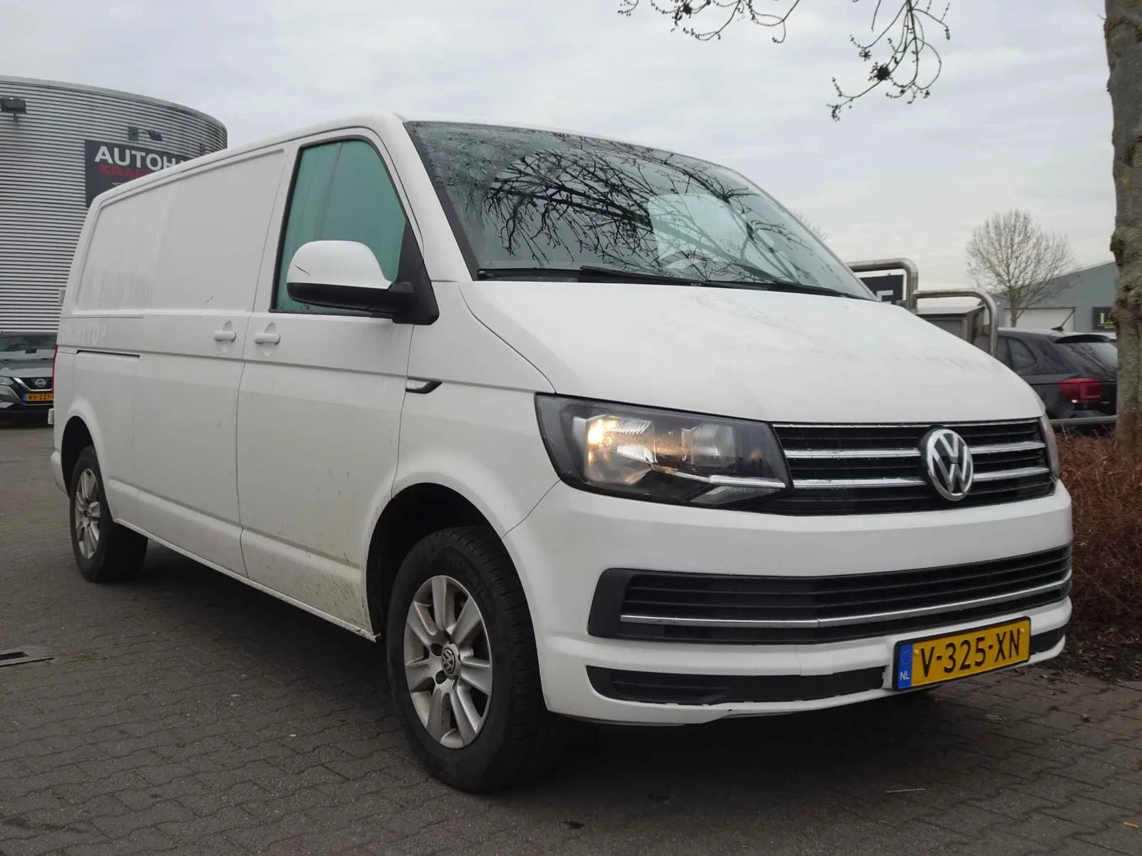 Volkswagen Transporter (2019) — foto 1
