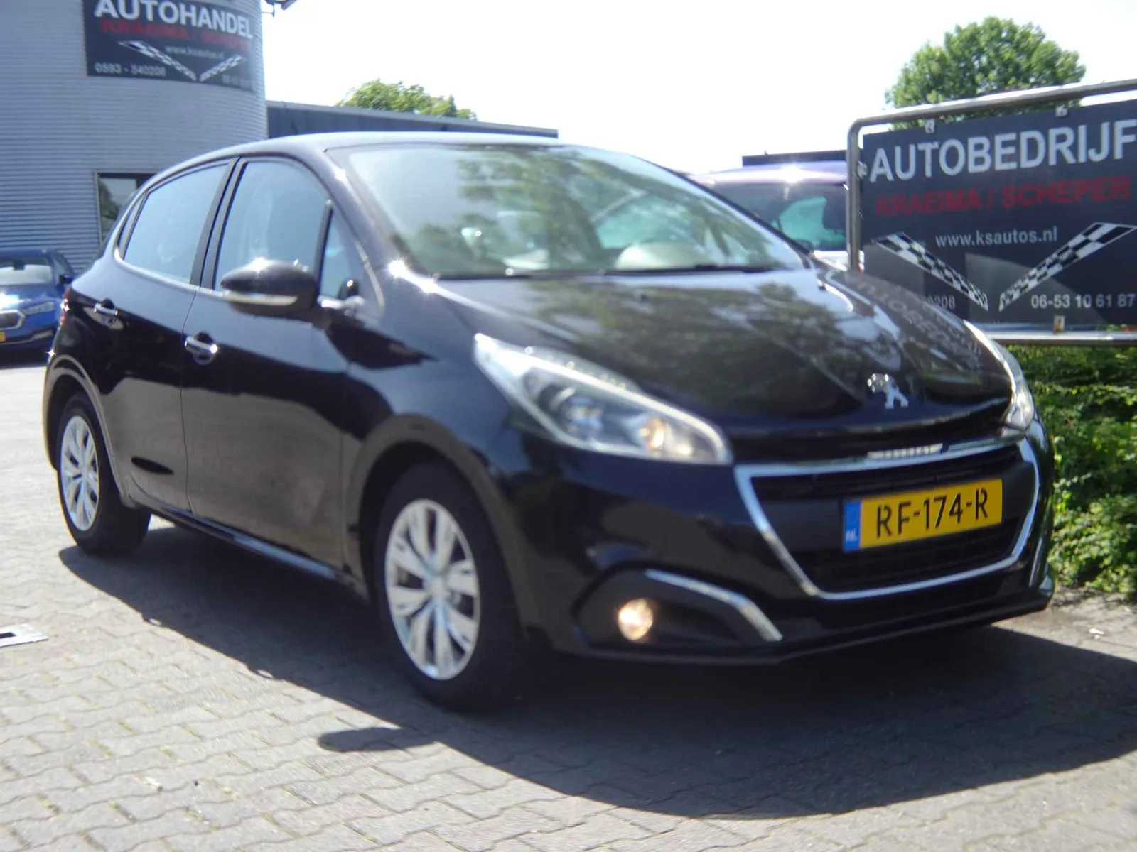 Peugeot 208 (2017) — foto 1