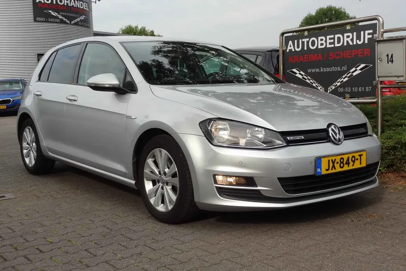 Volkswagen Golf (2016)