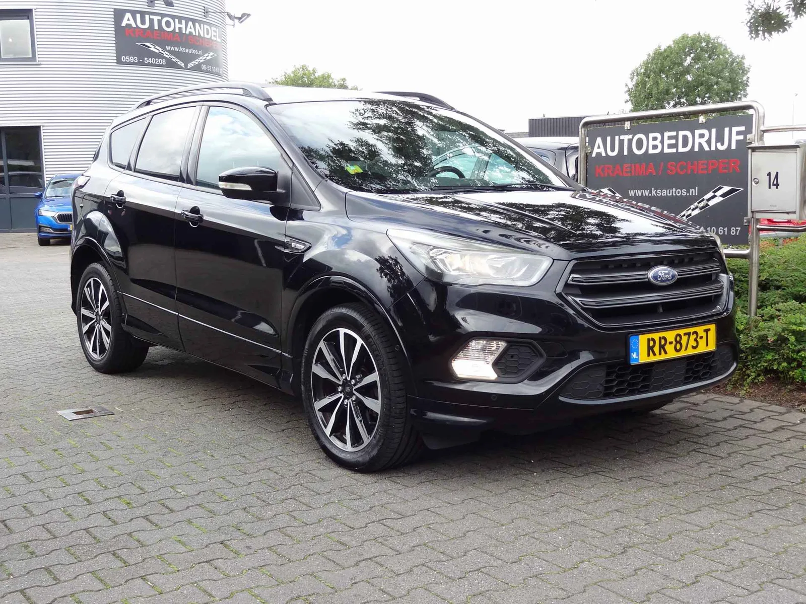 Ford Kuga (2018) — foto 1