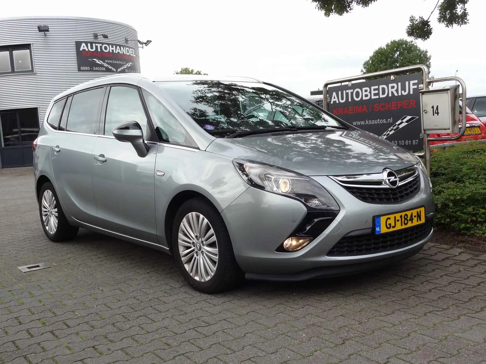 Opel Zafira (2015) — foto 1