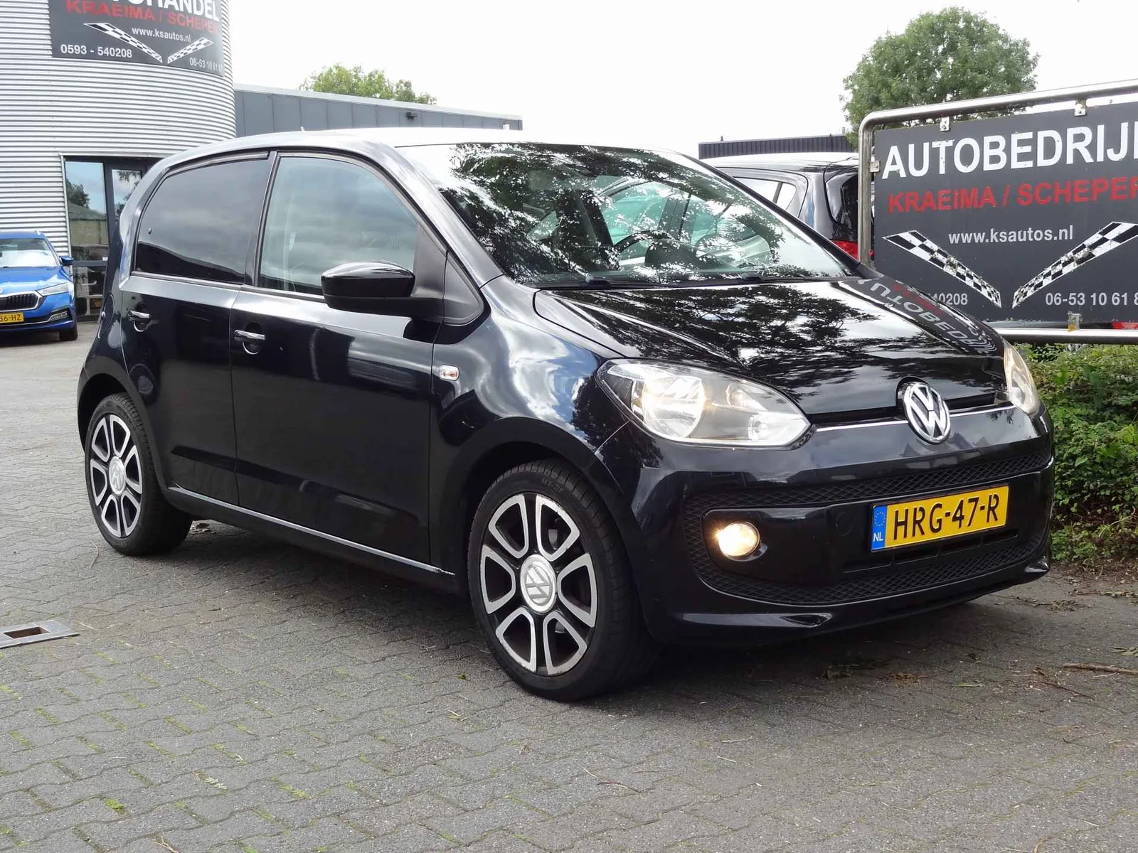 Volkswagen Up! (2013) — foto 1