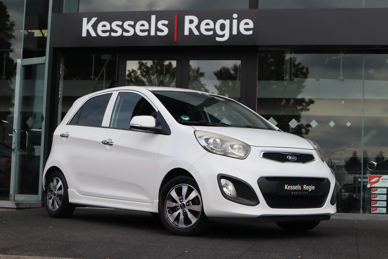 Kia Picanto (2012) — foto 1