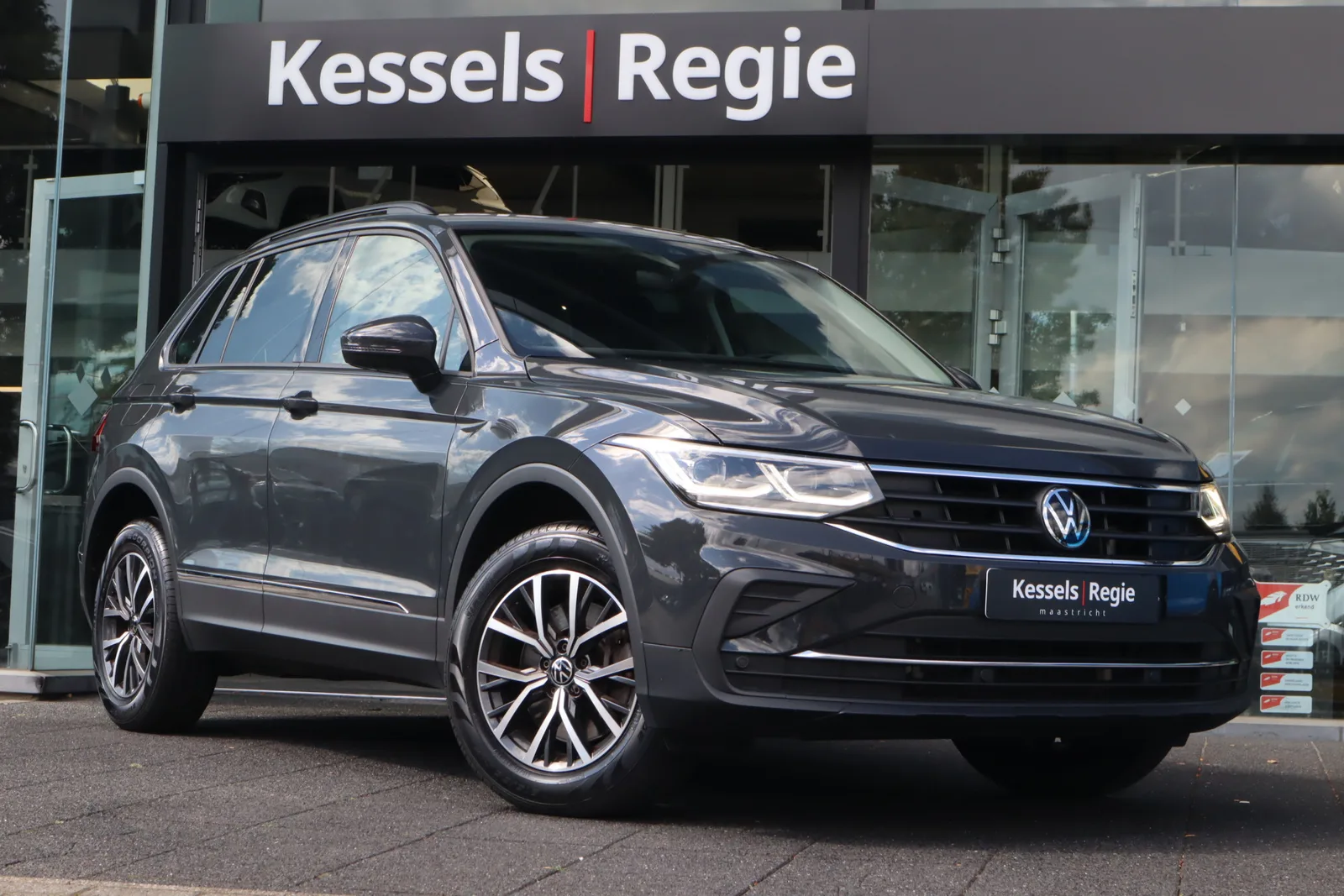 Volkswagen Tiguan (2022) — foto 1