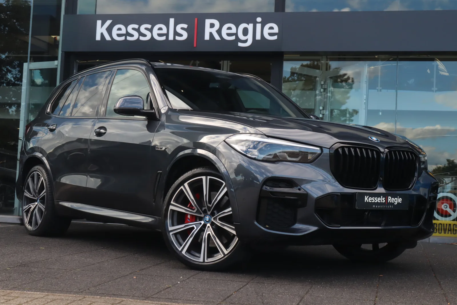 BMW X5 (2022) — foto 1