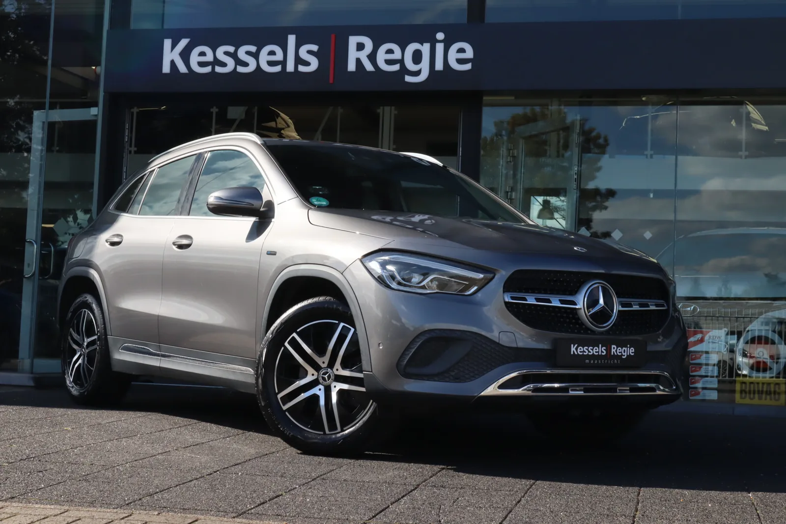 Mercedes-Benz GLA (2020) — foto 1