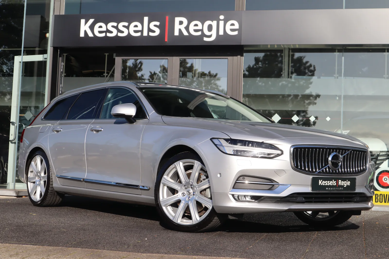 Volvo V90 (2017) — foto 1