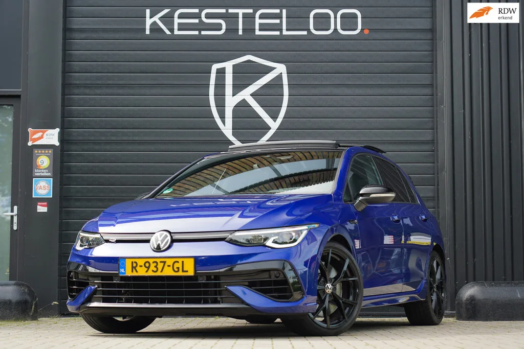 Volkswagen Golf (2022) — foto 1
