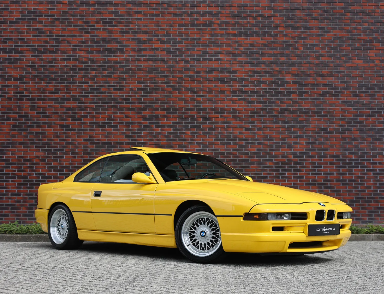 BMW 8-Serie (1993) — foto 1