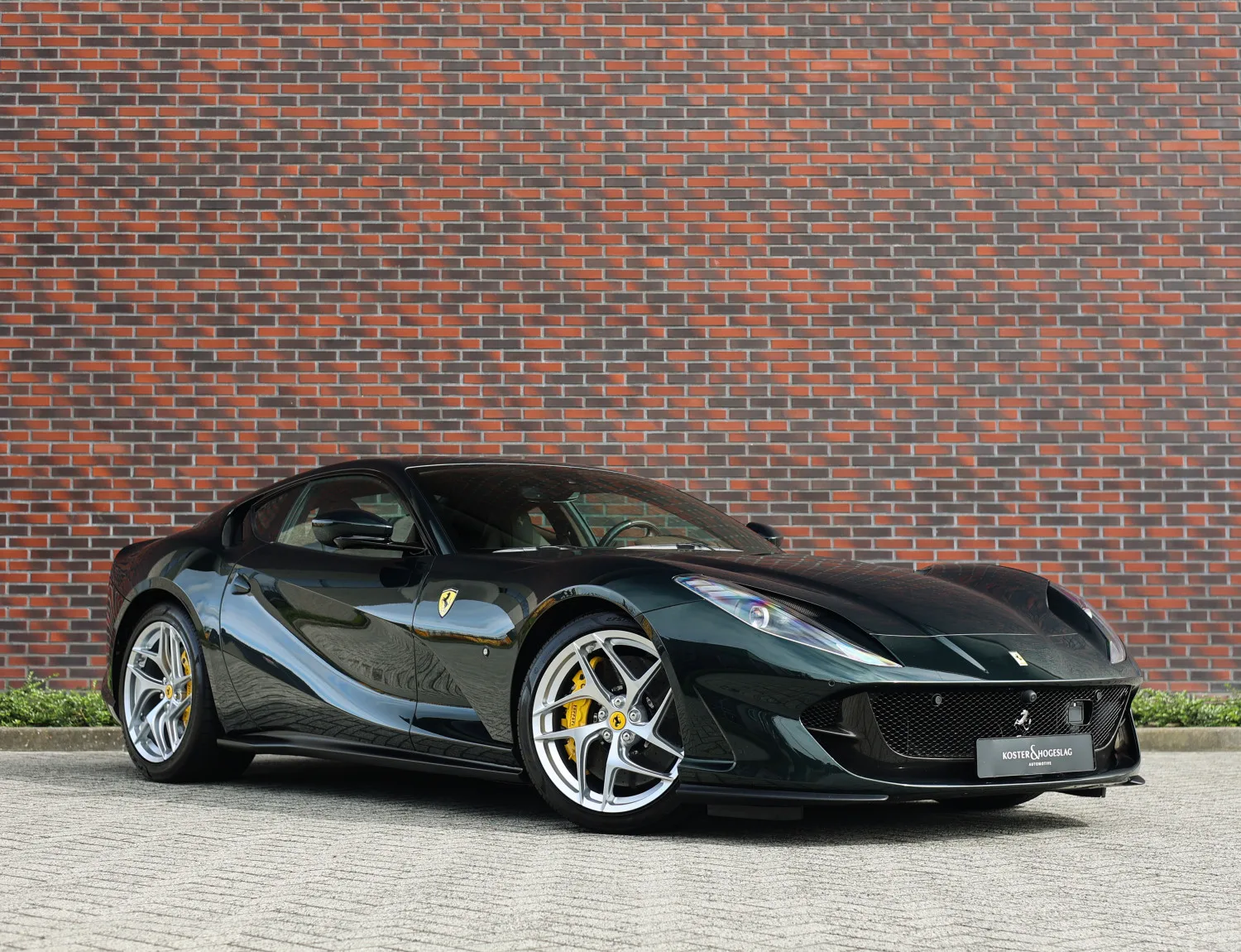 Ferrari 812 (2020) — foto 1