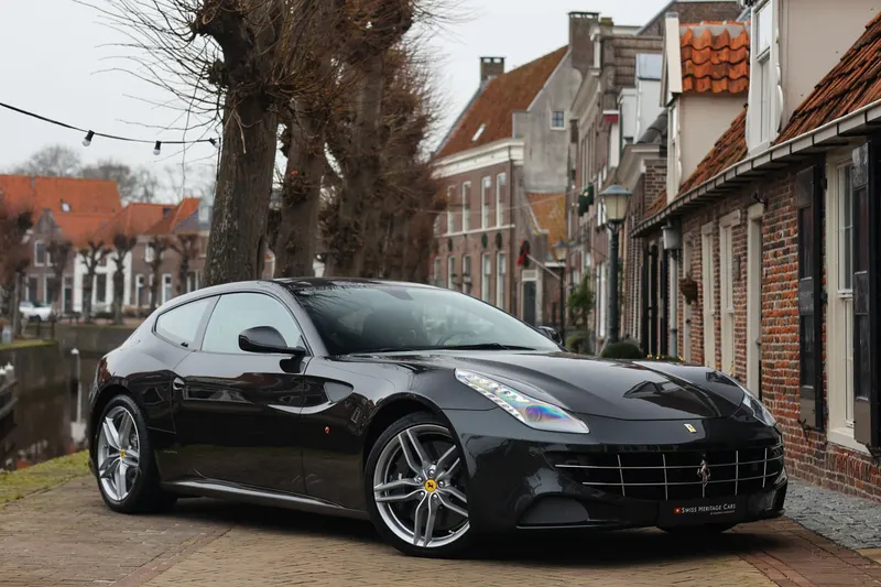 Ferrari FF (2012)