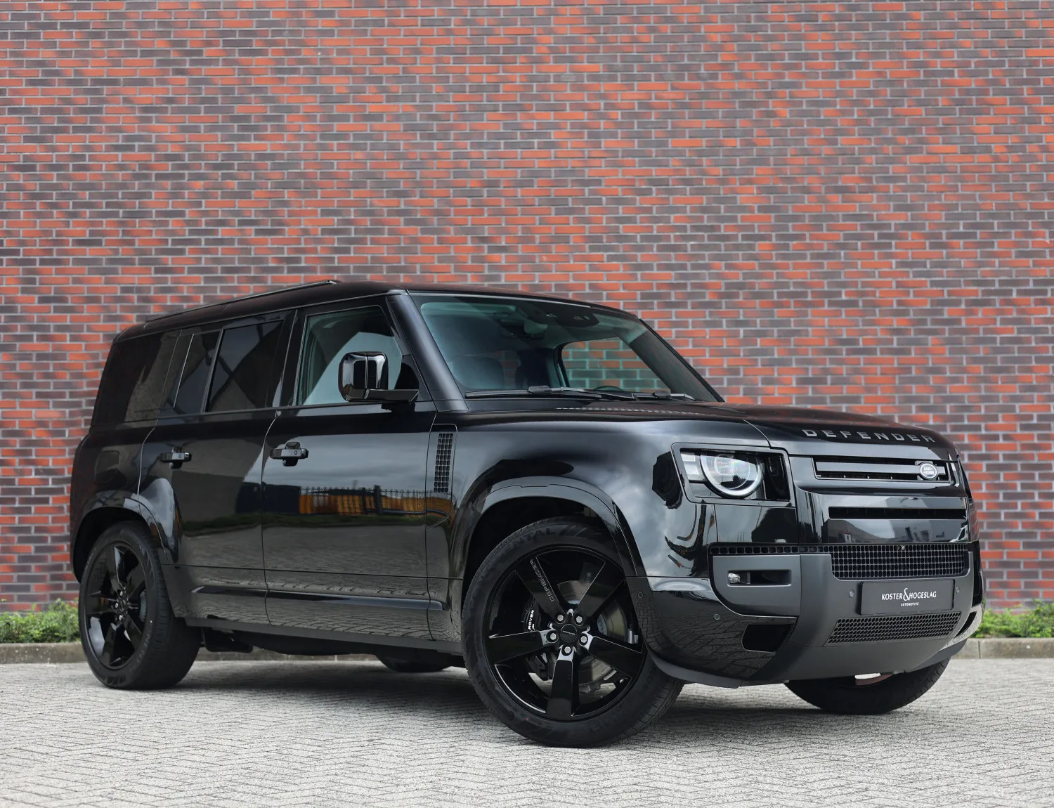 Land Rover Defender (2026) — foto 1