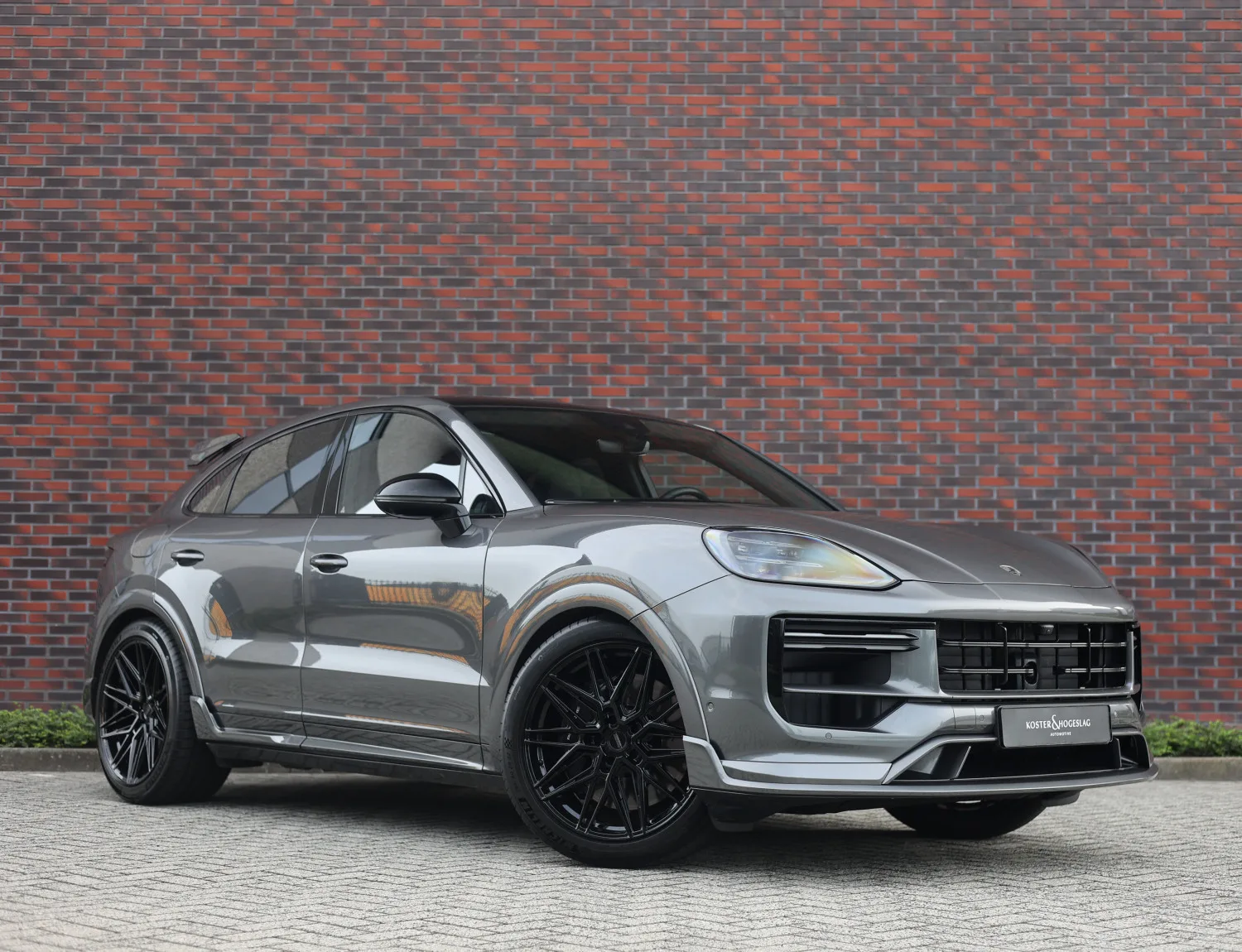 Porsche Cayenne Coupé (2024) — foto 1