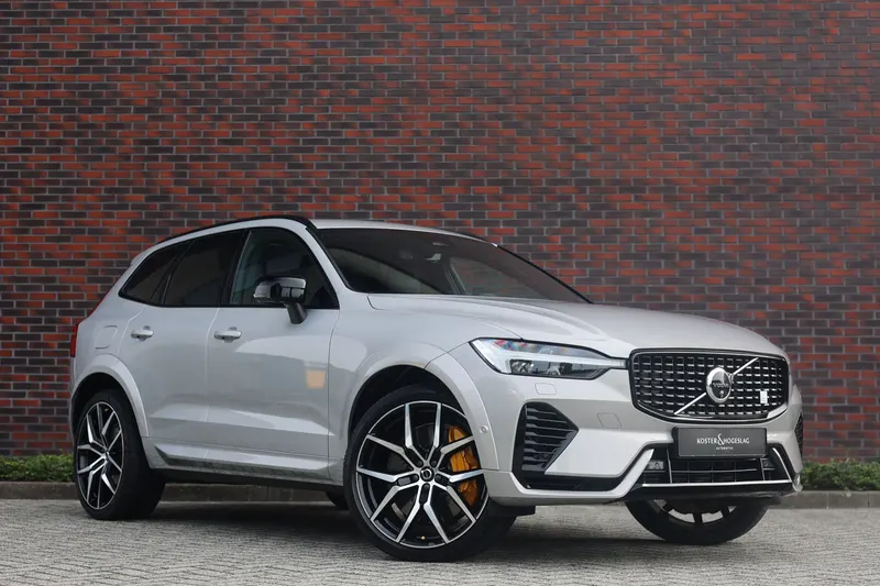 Volvo XC60 (2024)