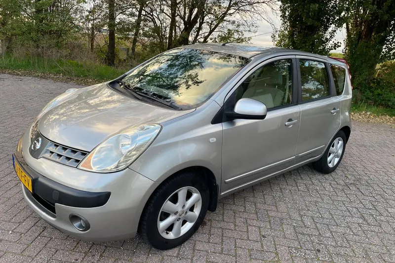 Nissan Note (2006)