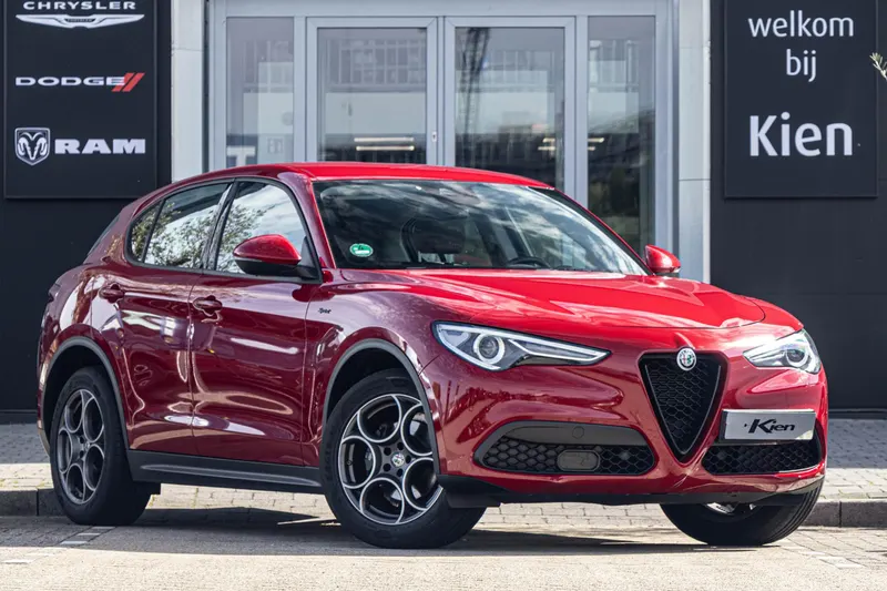 Alfa Romeo Stelvio (2021)