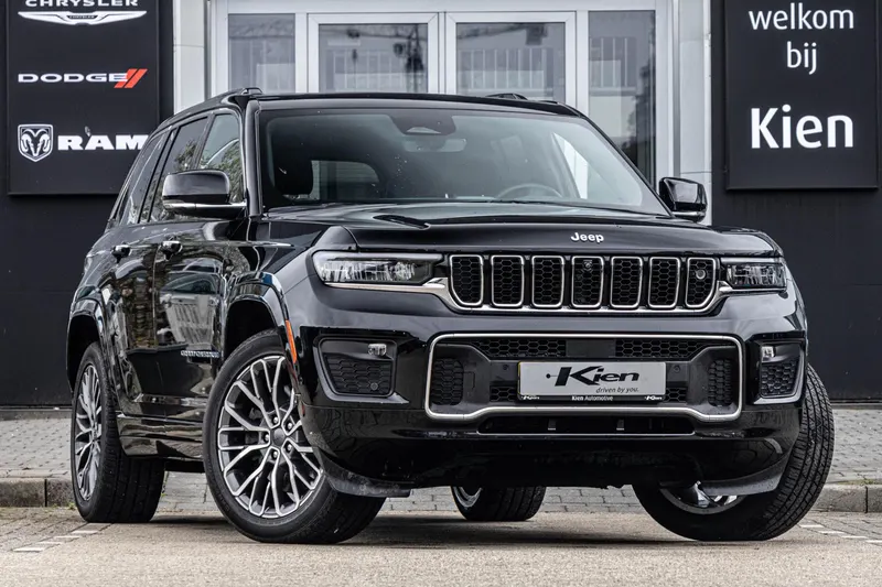 Jeep Grand Cherokee (2023)