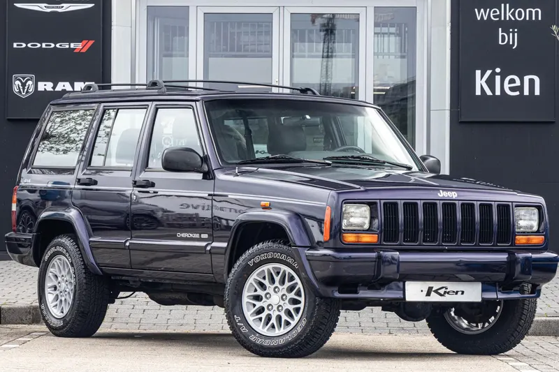 Jeep Cherokee (1999)