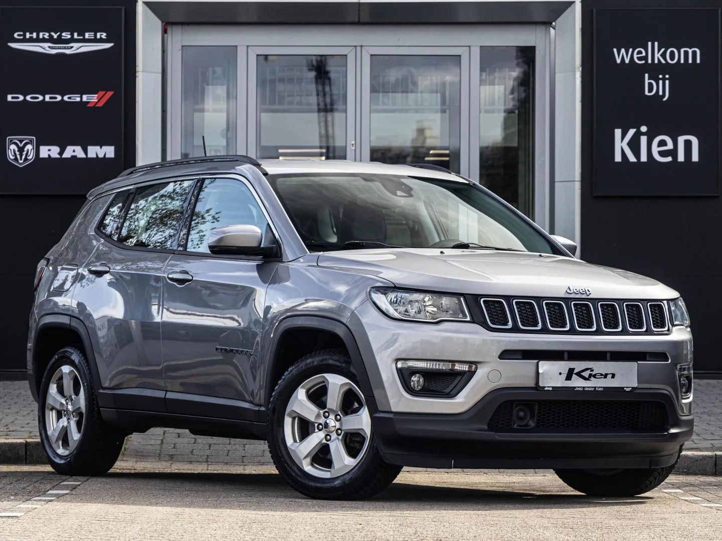 Jeep Compass (2019) — foto 1