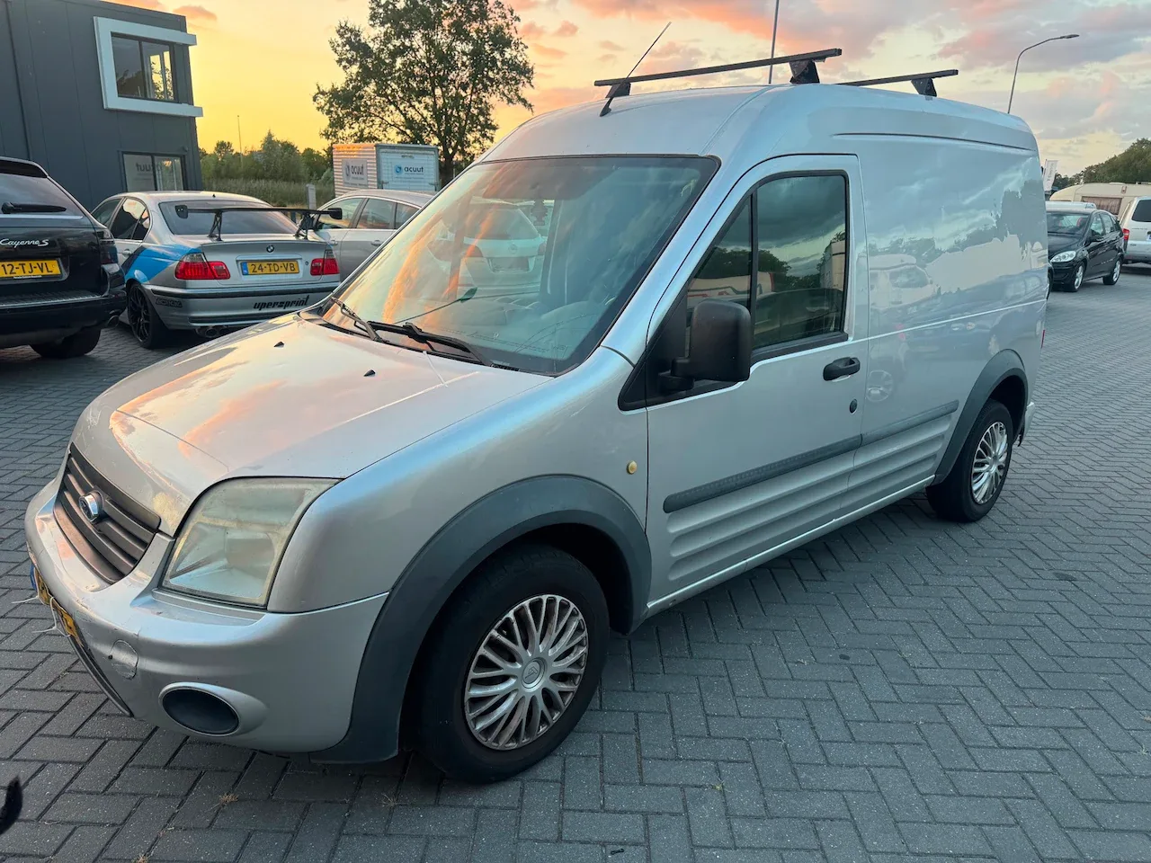 Ford Transit Connect (2012) — foto 1