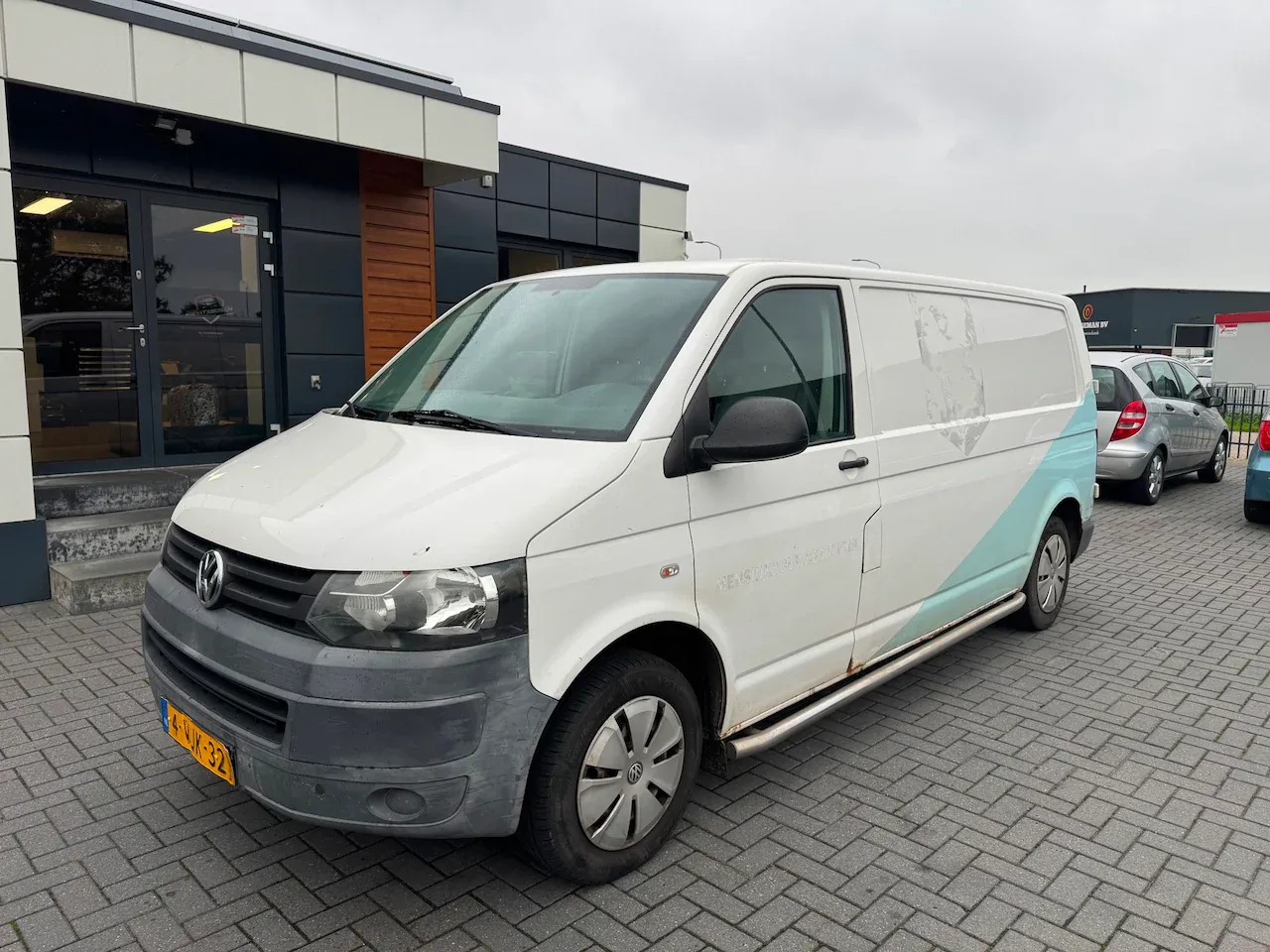 Volkswagen Transporter (2009) — foto 1
