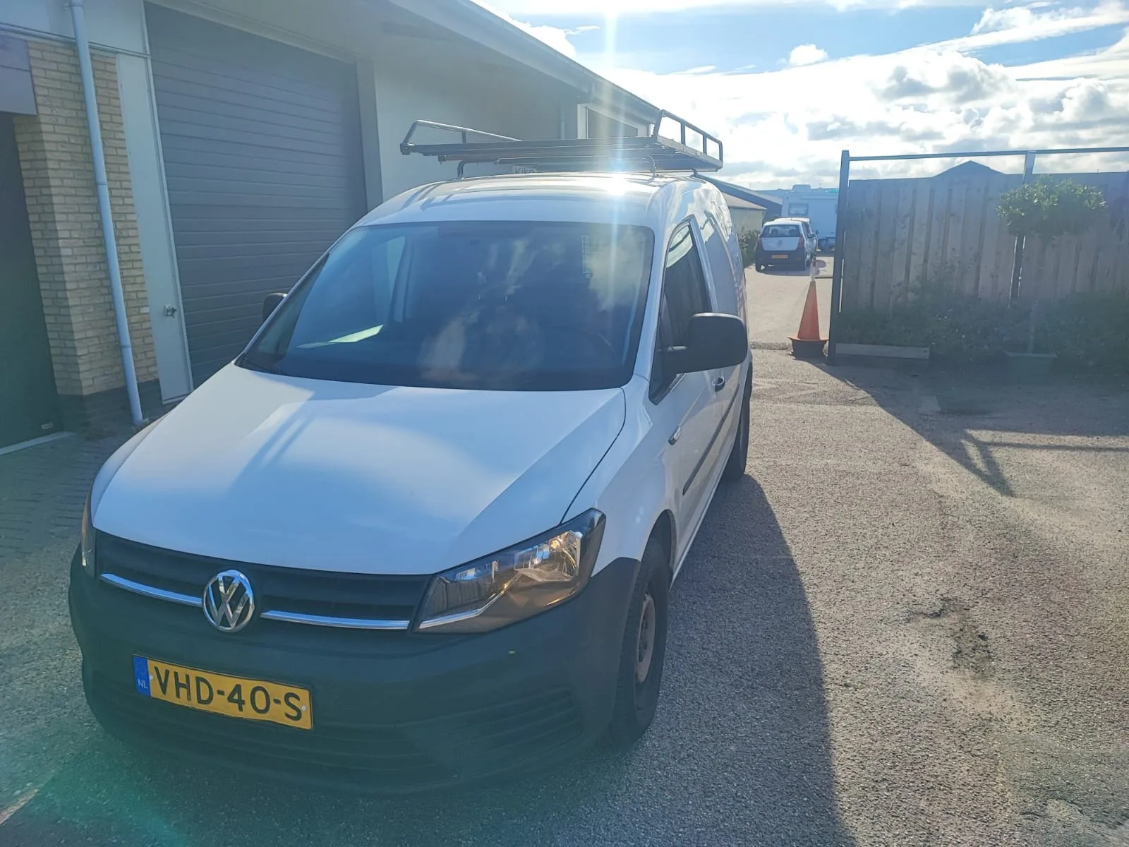 Volkswagen Caddy (2020) — foto 1