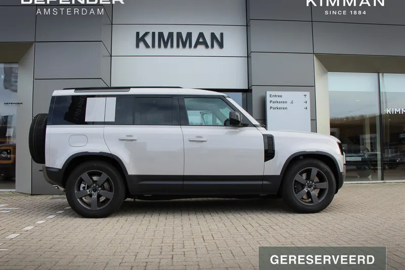 Land Rover Defender (2026)
