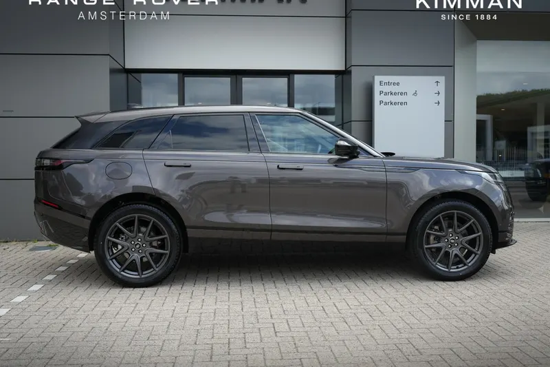 Land Rover Range Rover Velar (2026)