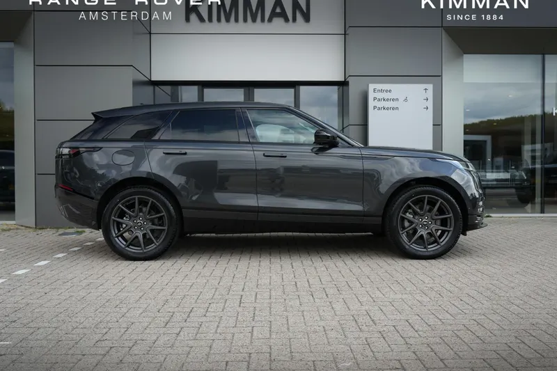Land Rover Range Rover Velar (2026)