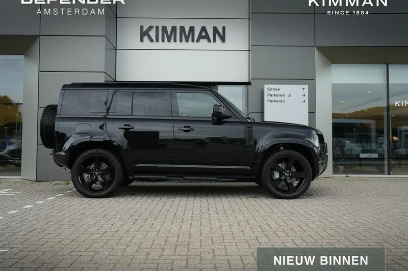 Land Rover Defender (2025)
