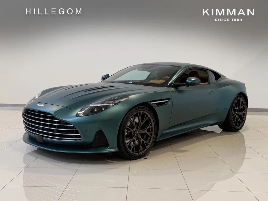 Aston Martin DB12 (2024) — foto 1