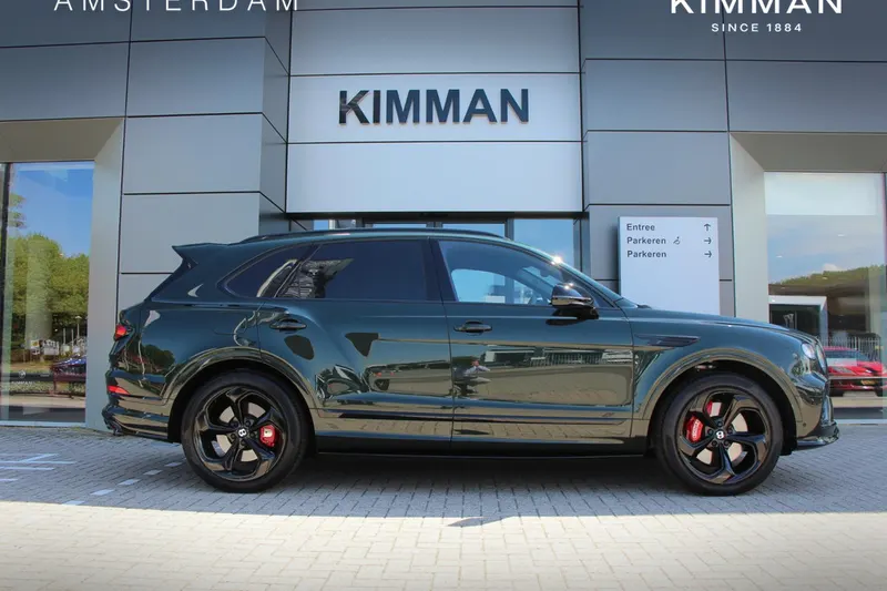 Bentley Bentayga (2024)