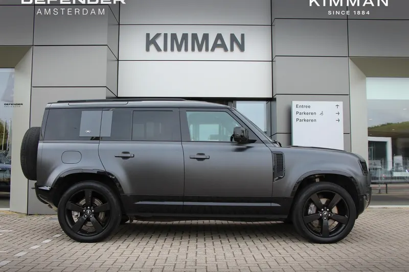 Land Rover Defender (2022)