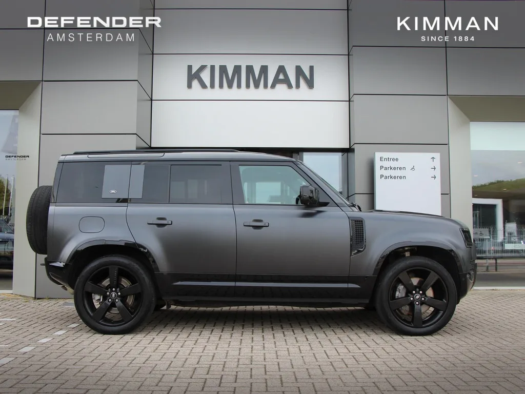 Land Rover Defender (2022) — foto 1