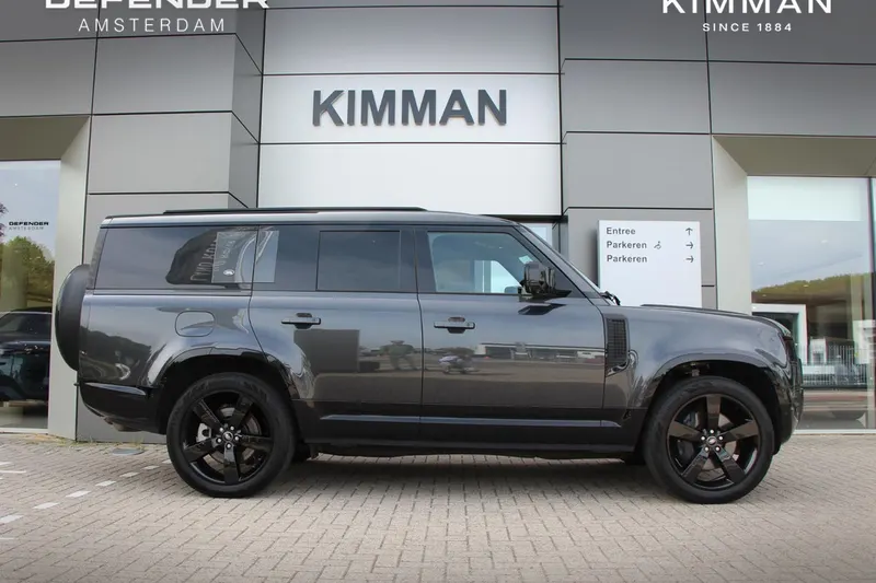 Land Rover Defender (2024)