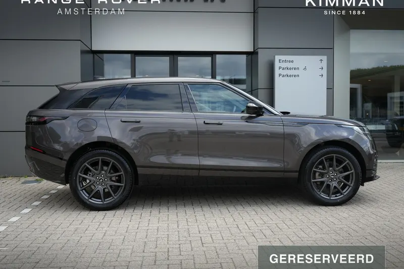 Land Rover Range Rover Velar (2026)
