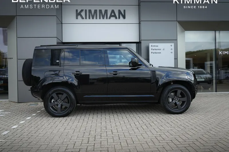 Land Rover Defender (2024)