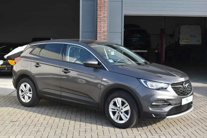 Opel Grandland (2020)