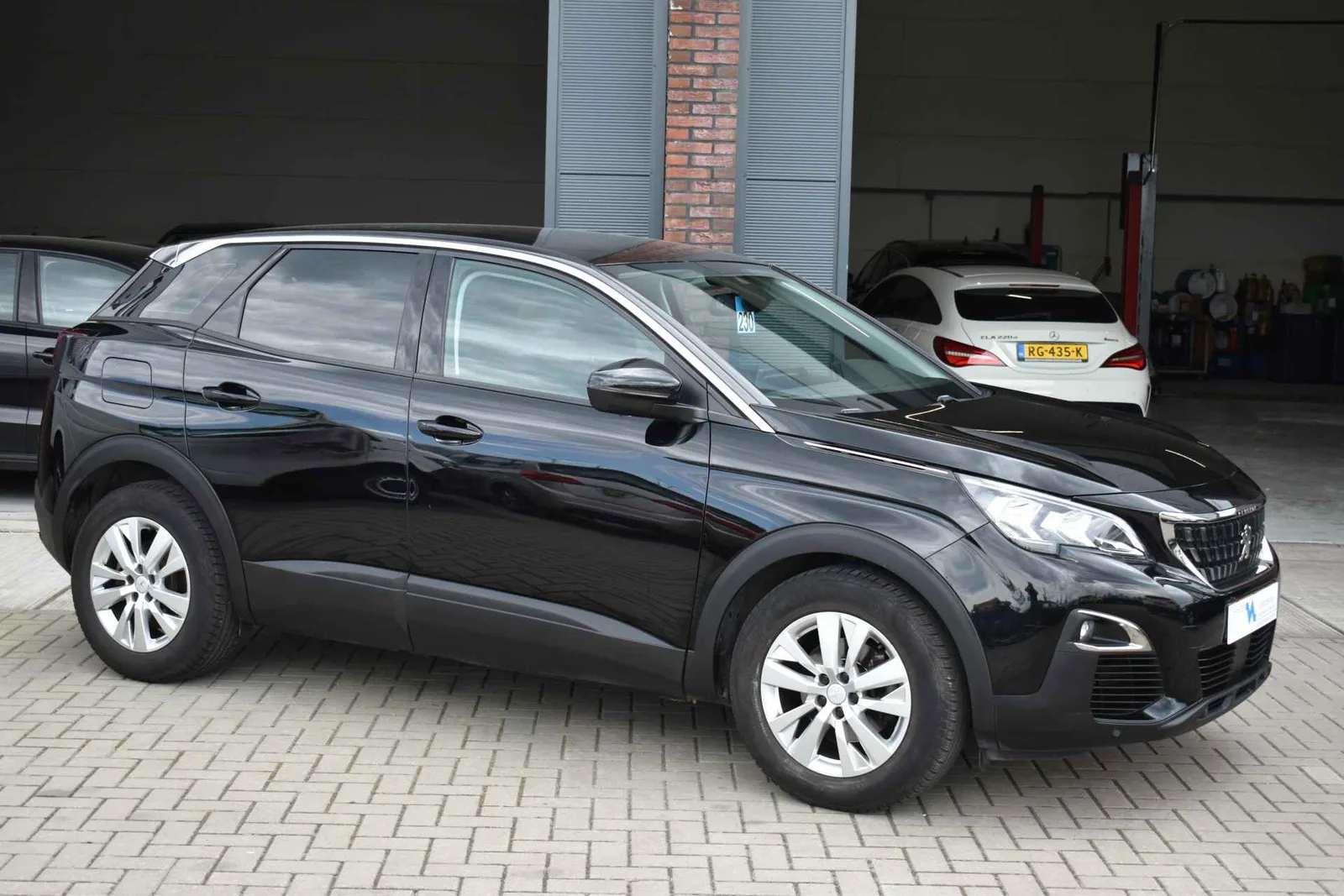 Peugeot 3008 (2019) — foto 1