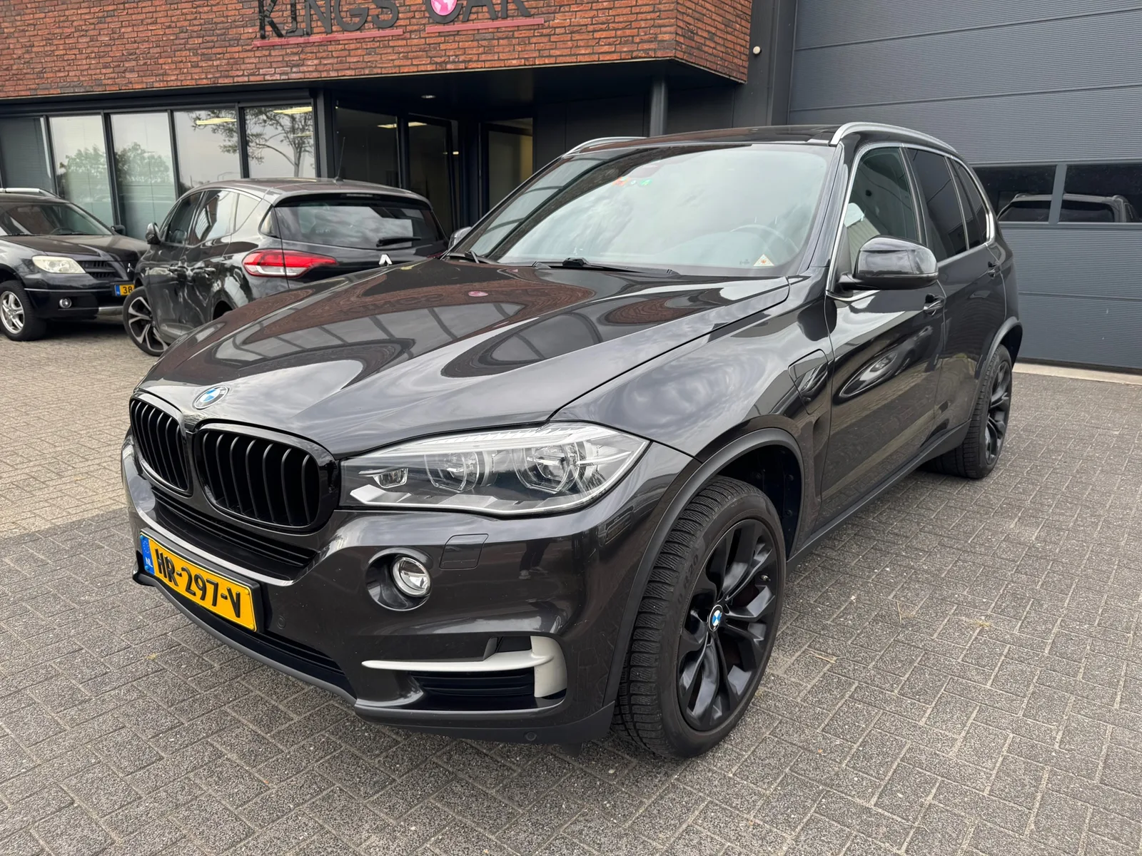 BMW X5 (2015) — foto 1