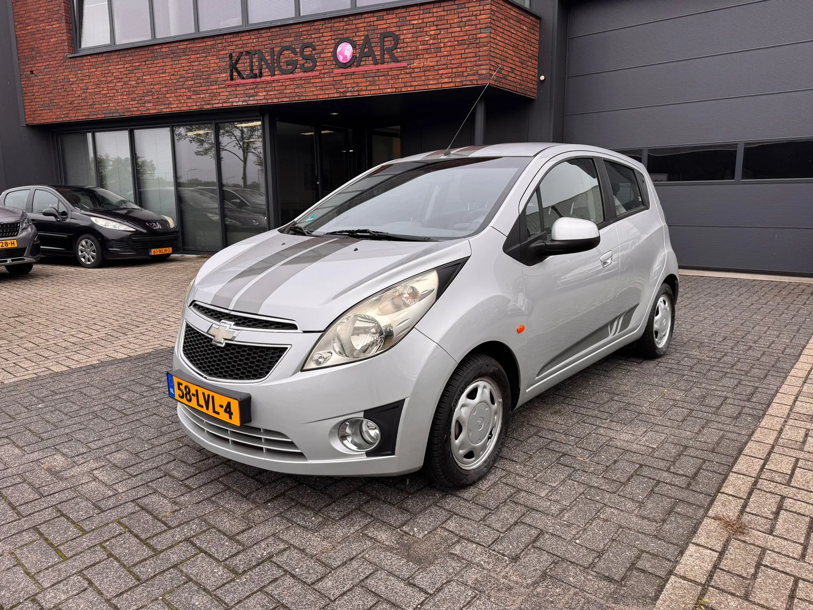 Chevrolet Spark (2009) — foto 1