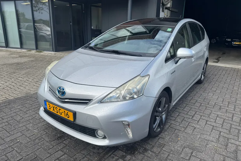 Toyota Prius (2014)